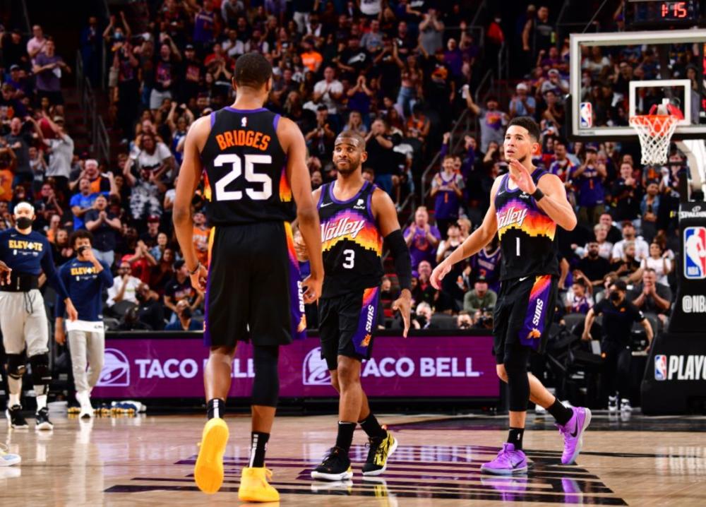 登贝莱谁将 登贝莱谁将