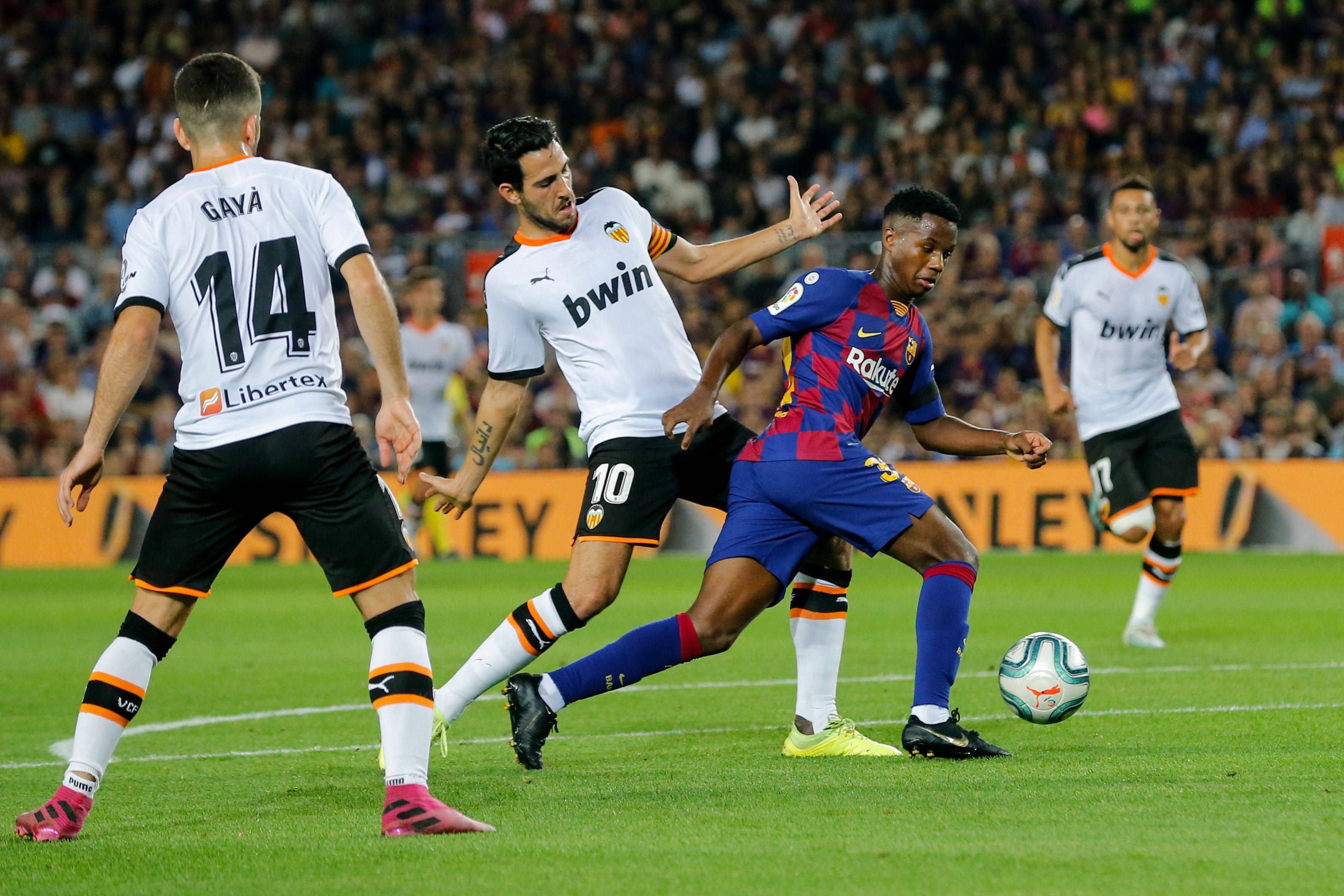 表现卓越 表现卓越